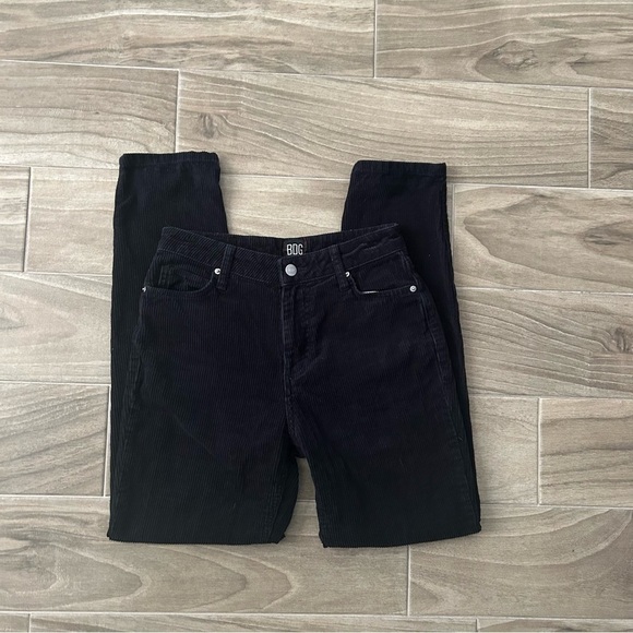 Urban Outfitters BDG Corduroy Mom-High Rise Pants - Picture 4 of 5
